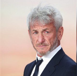 Шон Пенн прибув до Києва: актор пропустив "Оскара" через Україну – що він тут робитиме (фото)