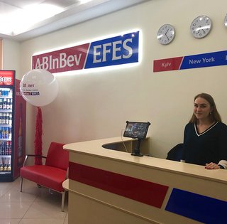 10-летие одного из крупнейших Бизнес сервис центров Европы