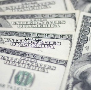 Банки Украины снова обновили курсы валют: доллар — по 45 грн 10 июня