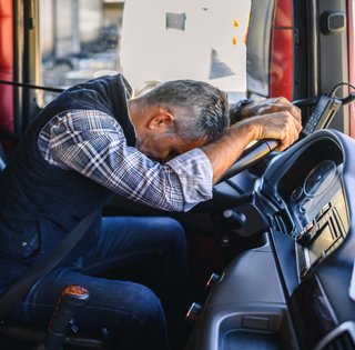 В Украине хотят ввести стандарты ЕС на дорогах: что изменится для дальнобойщиков