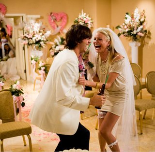 8 дійсно смішних комедій про кохання, які оцінили глядачі