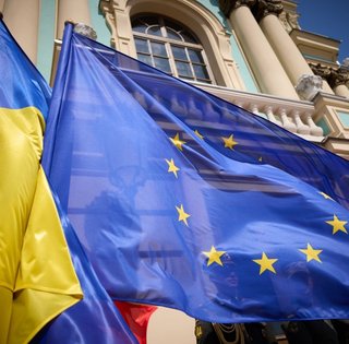 Украина вместо США: почему для ЕС военный союз с Киевом становится критически важным