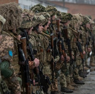 Украина отменит всеобщую мобилизацию, если будет мирное соглашение: условия и варианты, — Зеленский