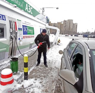 "Не только в Украине": Антимонопольный комитет начал проверять АЗС, которые повысили цены на топливо