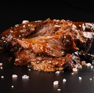 Для бургерів та бутербродів: рецепт рваної яловичини