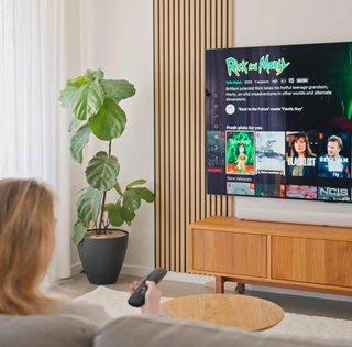 Почему одни телевизоры стоят дешево, а другие — дорого: ответ экспертов удивил (фото)