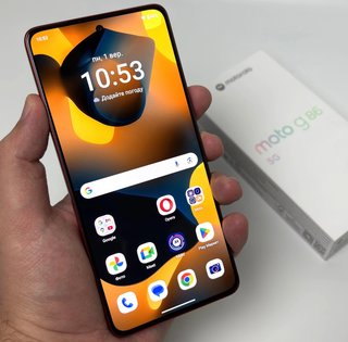 Бюджетний смартфон, яким задоволені власники: названо найкращу модель в Україні (фото)