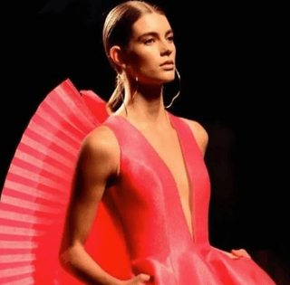 21-летнюю модель нашли мертвой в собственном доме: что известно (фото)