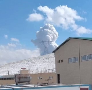 Жодних "червоних ліній": Іран після серії ударів погрожує відповіддю не лише США та Ізраїлю