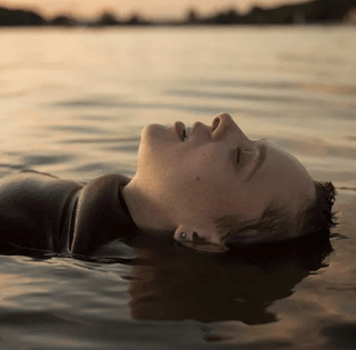 Рейтинги зашкалюють: 7 найкращих мінісеріалів, які розривають Netflix