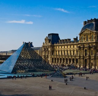 Сотрудники Лувра помогли обворовать музей на миллионы евро: схема "жила" десять лет