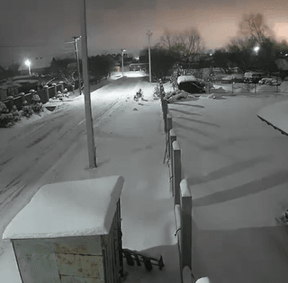 "Места прилетов нашли": появились кадры вероятного удара "Орешника" по Львовщине (видео)