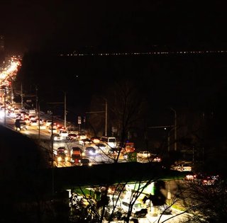 Графіки відключень на 9 листопада: у кого не буде світла понад 10 годин (фото)