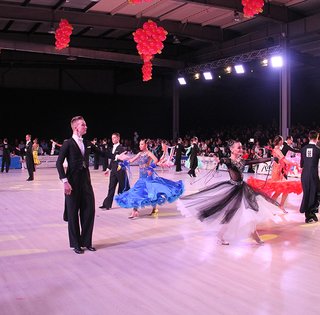 В Киеве – танцы: 30-й фестиваль Международных спортивных танцев "Парад надежд" собирает лучших спортсменов и судей