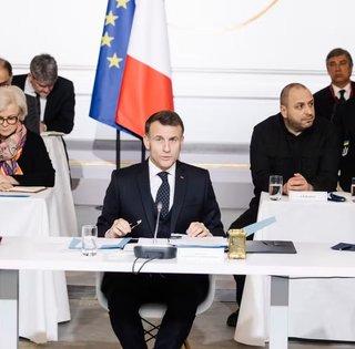 Хороша і погана новина з Парижа: про що домовилися учасники "саміту охочих"