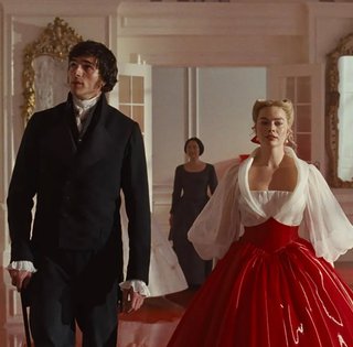 Визуально роскошно и недопустимо скандально: каким получился "Грозовой перевал" 2026 с Марго Робби