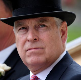 Доньки експринца Ендрю розчаровані батьками через звʼязки з Епштейном: деталі