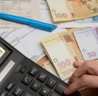 Зеленський підписав закон про звільнення від сплати комуналки: кого він стосується