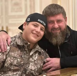 Син Кадирова Адам потрапив у ДТП у Грозному: ЗМІ пишуть, що він у тяжкому стані, деталі