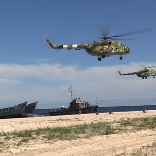 Украинская "высадка в Нормандии": россияне в Крыму укрепляют пляжи, — Плетенчук