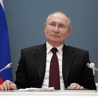 Проект "Главный зритель": бывший шеф-редактор "Вестей" раскрыл как Путину годами готовили отдельные выпуски новостей
