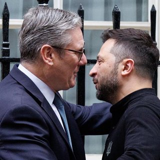 Лондон нікуди не дінеться: якими будуть наслідки відставки Кіра Стармера для України