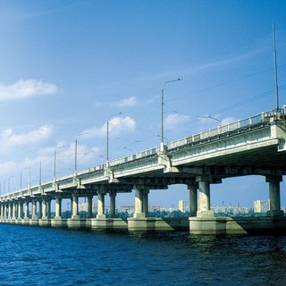 Свобода пересування та чудові краєвиди: яке майбутнє чекає на міст Патона