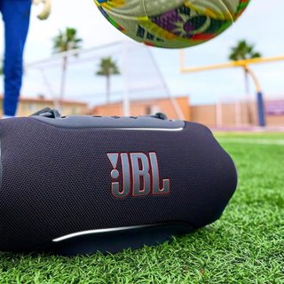 Найкраща колонка 2026 року для вечірок: яка модель JBL стала хітом цього літа