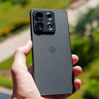 Потужний смартфон Motorola за середньою ціною: яка модель 2026 року вразила в тестах (фото)