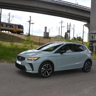 Стильный, бодрый, недорогой: тест-драйв нового SEAT Ibiza