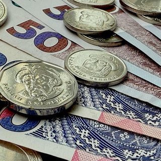 Пересмотрите свои старые монеты — за них могут заплатить до 10 тыс. грн (фото)