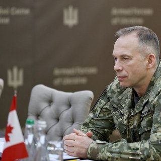 Генеральный штаб опроверг информацию об увольнении Сырского: что известно