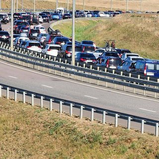 Паніка в Криму: з окупованого півострова виїжджають сотні автомобілів