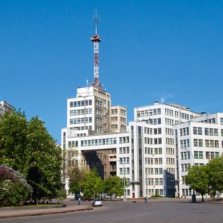 "Незваный гость" в Харькове: первый советский небоскреб и город в городе