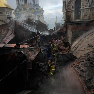 "Варварський удар": як відреагував Захід на влучання ЗС РФ по Успенському собору