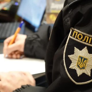 В Киеве мужчина смертельно ранил врача во время прохождения ВВК: первые детали