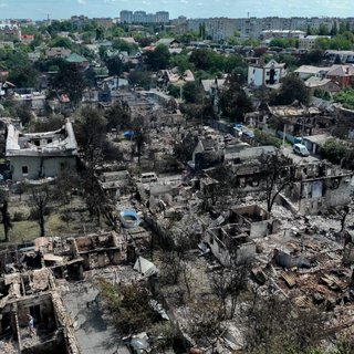 Четыре месяца после взрывов: в Вишневом после детонации до сих пор не разобрали завалы (видео)