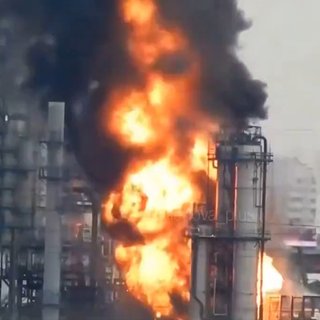 Під Москвою спинили НПЗ після нальоту дронів ЗСУ: скільки пального втратили росіяни
