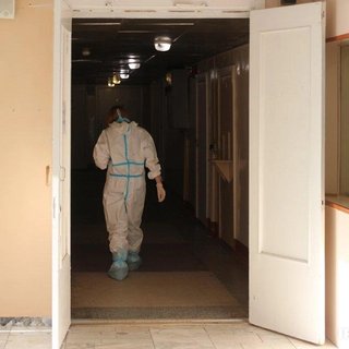 В российском Иркутске лаборантка умерла от чумы, разбив пробирку: на карантине 200 человек