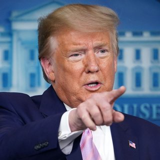 "Доніни 5 тисяч": чому Трамп роздає гроші американцям і чому тут немає України