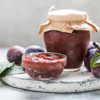 Ткемали на зиму: как приготовить вкусный соус из слив
