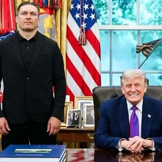 Встреча Усика с Трампом: боксер опубликовал новое фото из Белого дома