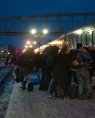 "Ситуация критическая": более полумиллиона человек выехали из Киева с начала года, — The Times