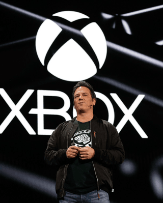 Глава бренда Xbox Фил Спенсер после почти 40 лет работы покидает Microsoft: чего ожидать геймерам (фото)