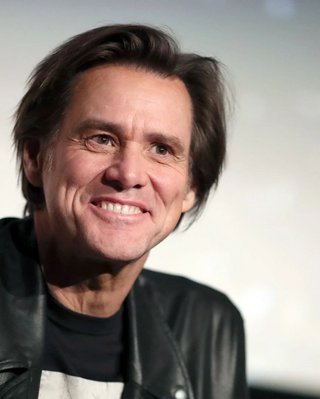 Усе життя під маскою: як Джим Керрі став коміком, борючись зі страхом смерті та депресією