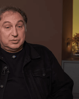 Заслужений артист України розповів, як з батьками пережив окупацію: "Це був жах"