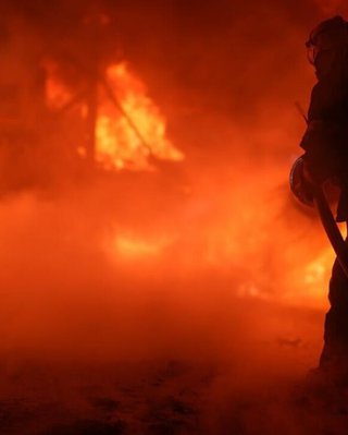 Массированная атака на Одессу: повреждены отель и жилые дома, есть много раненых (видео)