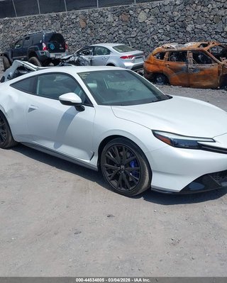 Новейшие спортивные купе Honda разбили в ДТП вскоре после покупки (фото)