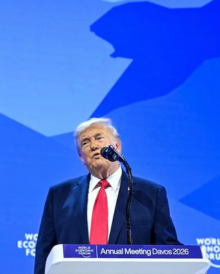 Критика НАТО, невдячні Канада з Україною і раптова Ісландія: про що говорив Трамп у Давосі