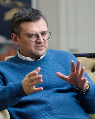 "Це аксіома": Кулеба заявив, що не зустрівся б із Зеленським без відставки Єрмака